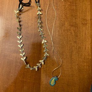 2 Lightweight Necklaces
